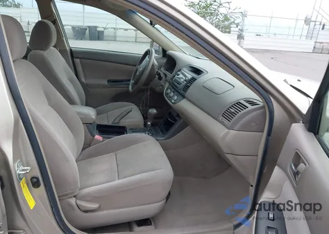 2005 Toyota Camry Le from USA, damaged, VIN 4T1BE30K35U023510